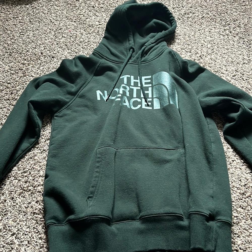 size small north face hoodie